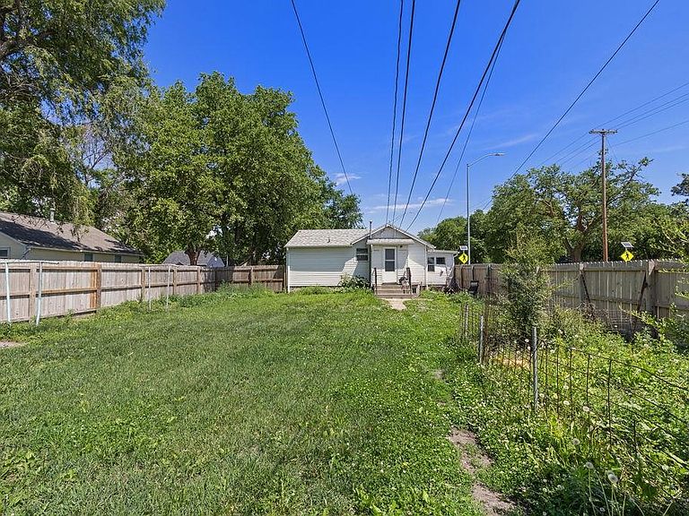 Listing photo 4