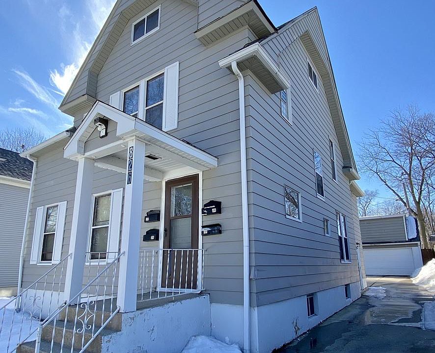 1st image of 826 Oakley Ave