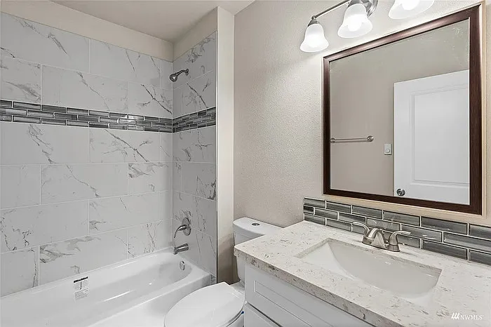 5110 Boston Harbor Rd NE — Photo 17