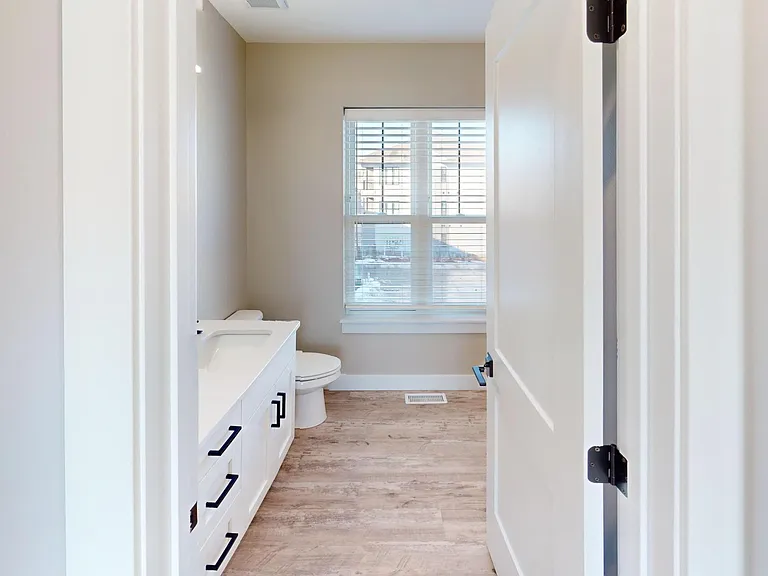 Element 30 Townhomes — Photo 12