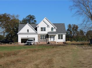 753 Sign Pine Rd, Chesapeake, VA 23322