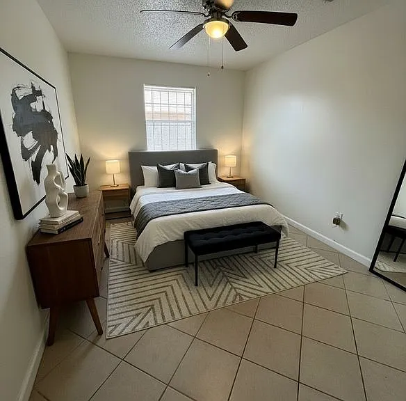 14031 Linden St — Photo 11