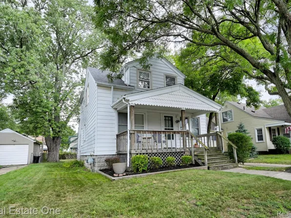 1364 W Saratoga St, Ferndale, MI 48220