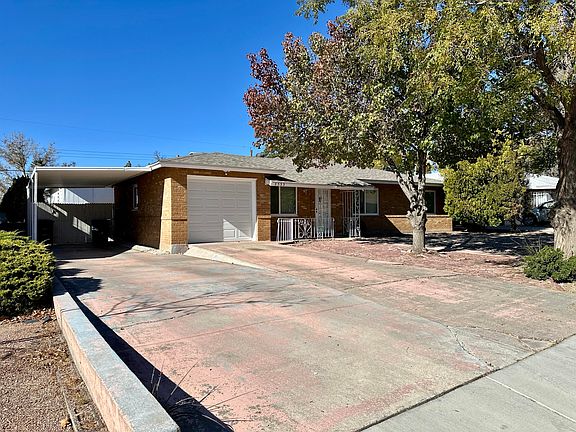5th image of 2333 Hendola Dr NE