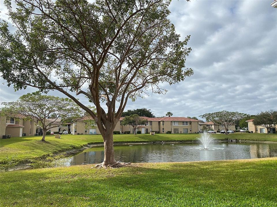 1st image of 10066 Twin Lakes Dr #5-C