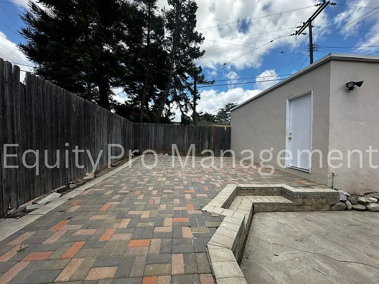 12103 Howard St #12103 — Photo 12