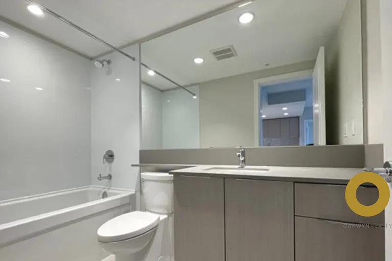 1182 Westwood St #1A — Photo 7