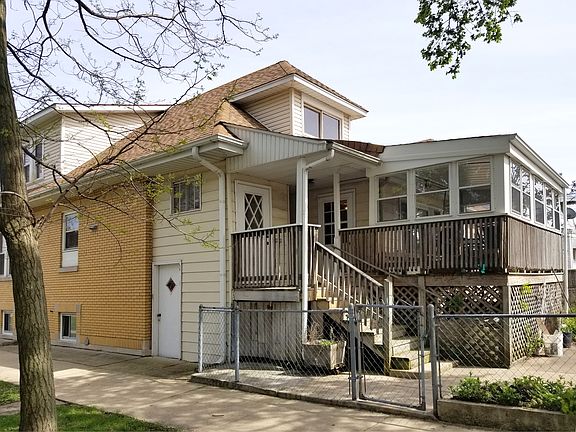 5th image of 2844 N 75th Ct
