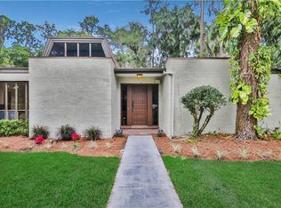 712 W Pinedale Dr, Plant City, FL 33563