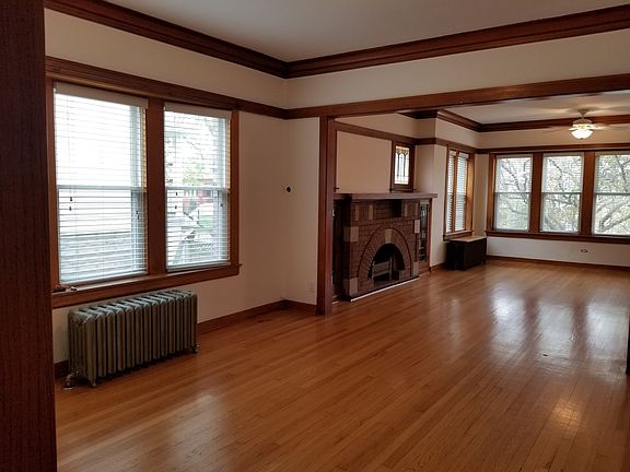 4th image of 4920 W Cornelia Ave #1