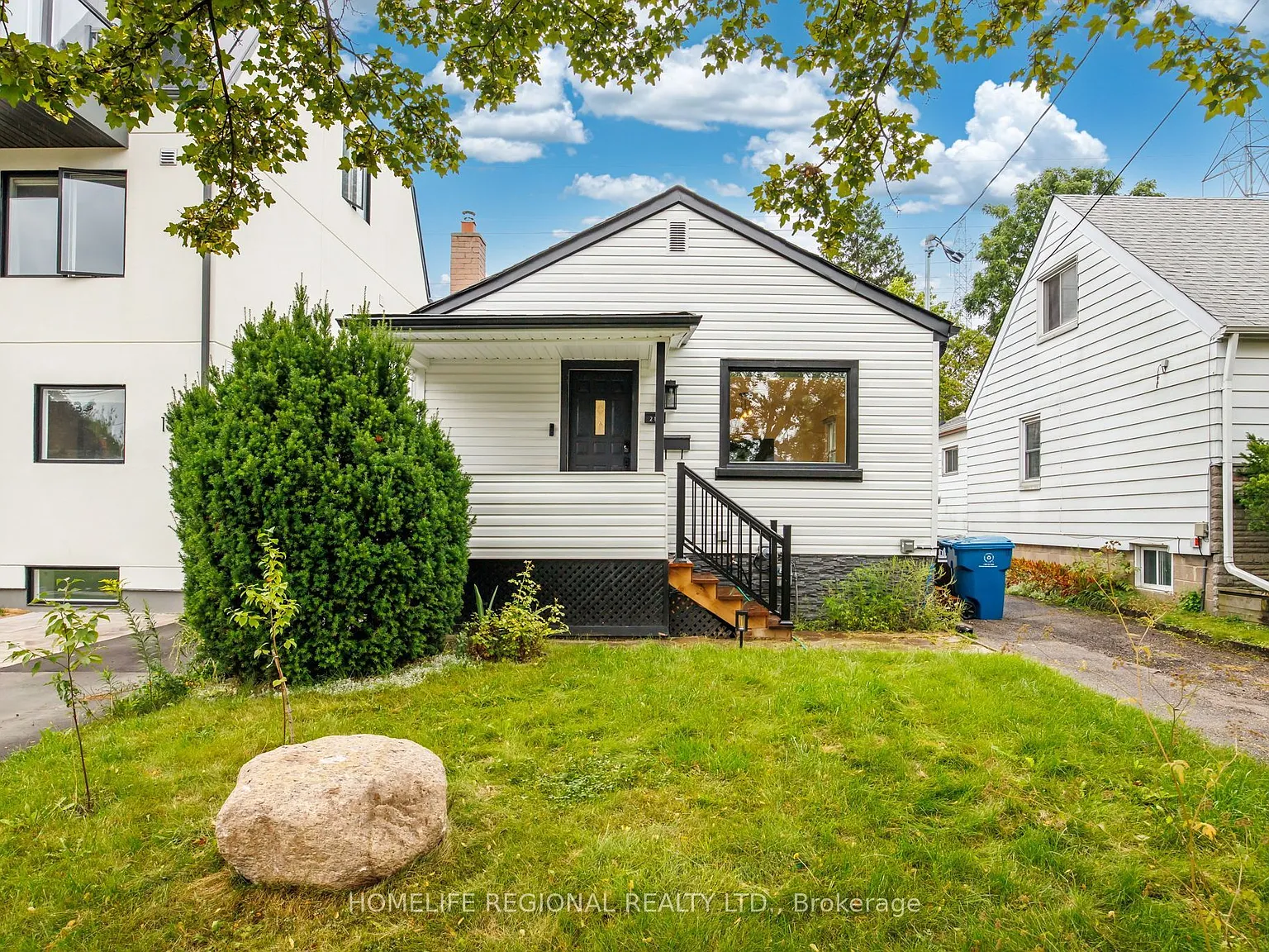 2 bed, $2,700 — Photo 3