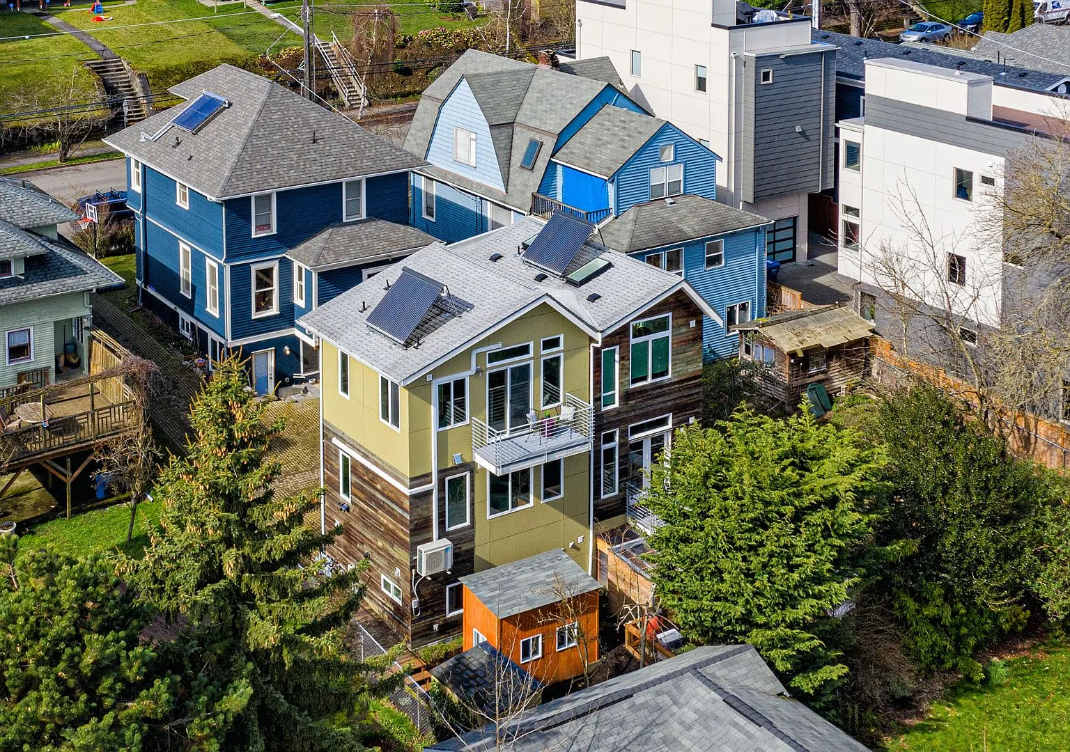 2bd/1.75ba Seattle Townhouse — Photo 4