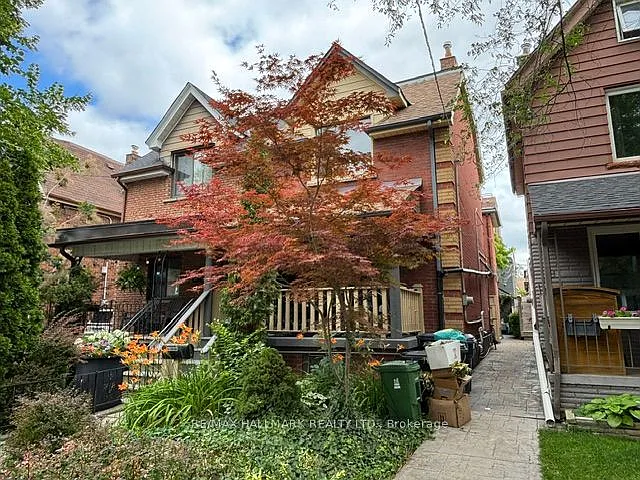 33 Salem Ave #UPPER — Photo 1