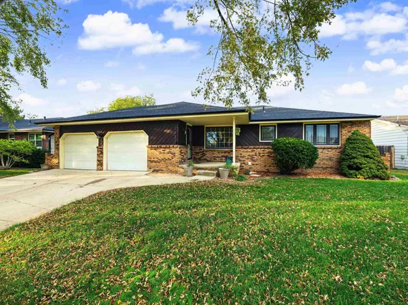 1421 E Minneapolis Ave, Salina, KS 67401