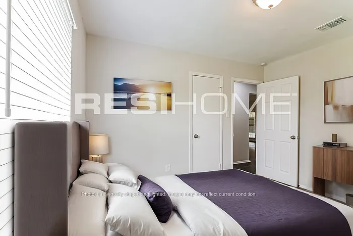 1003 Candlewick St — Photo 11