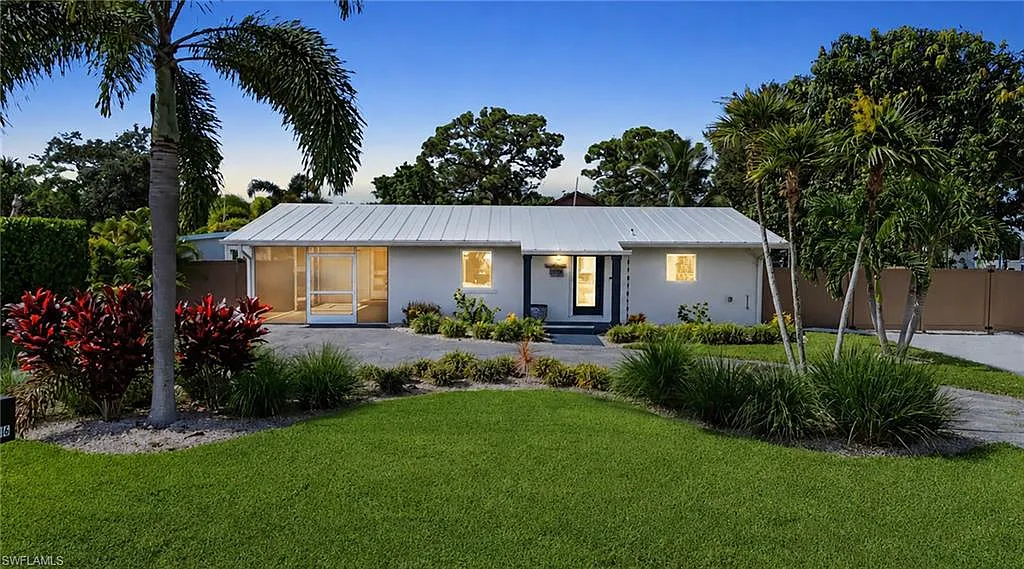 2 bed, 2.0 bath, 1320 sqft, $16,000 — Photo 1