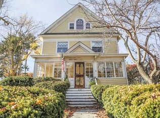 430 Up Mountain Ave, Montclair, NJ 07043