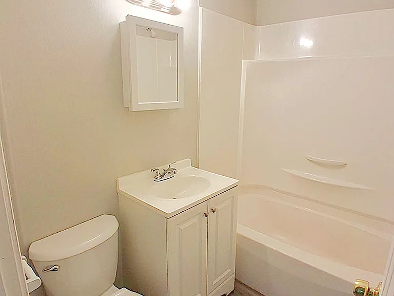 51 Bedford St #C — Photo 2