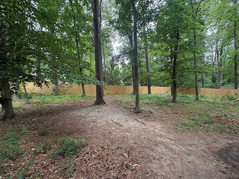 13911 Belmont Stakes Ct — Photo 25