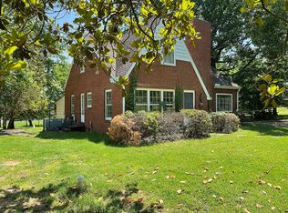 1213 Chickasaw Rd, Paris, TN 38242