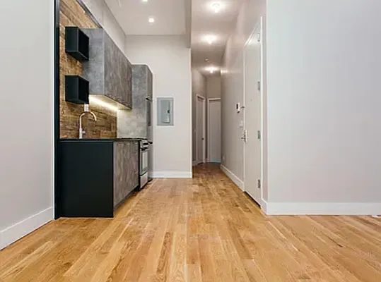 Rented by Absolute Property Solutions LLC | media 4