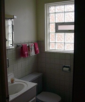 5th image of 4807 W Davis St
