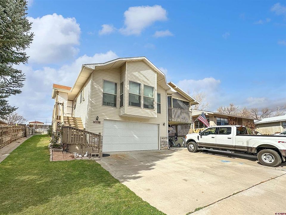 1st image of 23 Lakeside Dr
