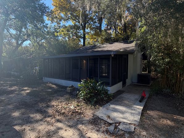 60 Yacht Club Dr NE APT 12