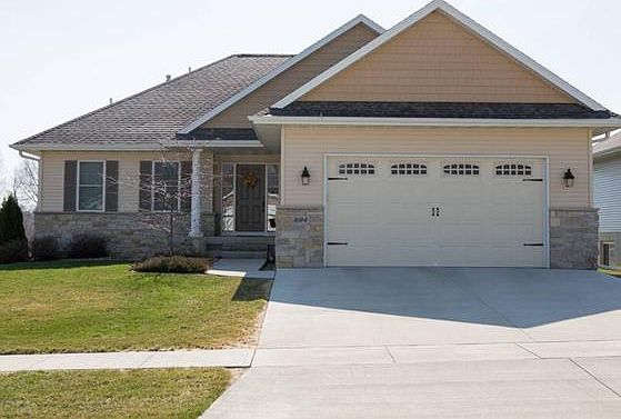 1st image of 4104 Stewart Ln