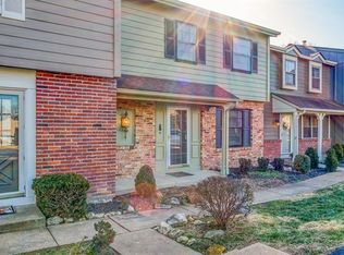 13362 Hiddencrest Ln, Ballwin, MO 63021