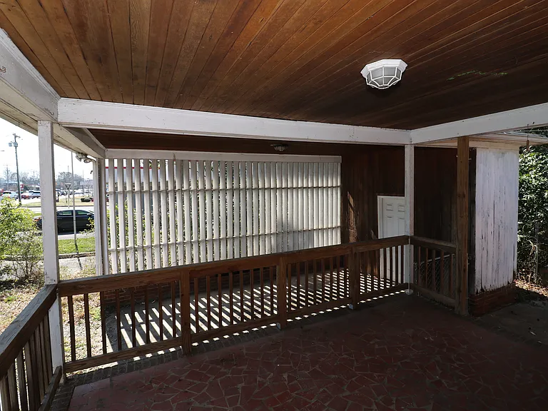 3741 N Sharon Amity Rd — Photo 20