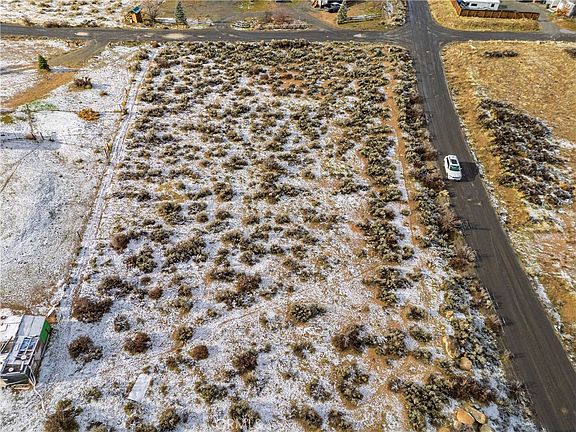 3rd image of 95273 Spring Dr