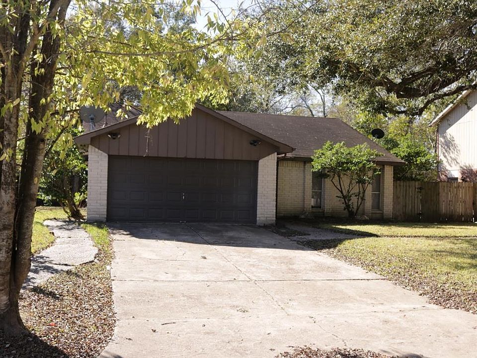 1st image of 2831 Dove Country Dr