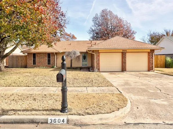 3604 Necia St, Moore, OK 73160
