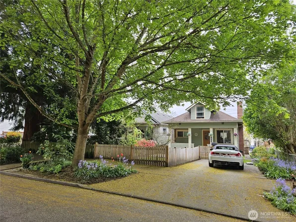 2615 47th Avenue SW, Seattle, WA 98116