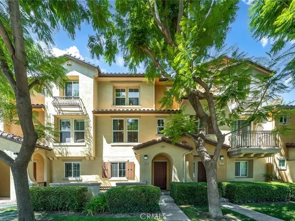 6366 Estrela Ln, Mira Loma, CA 91752
