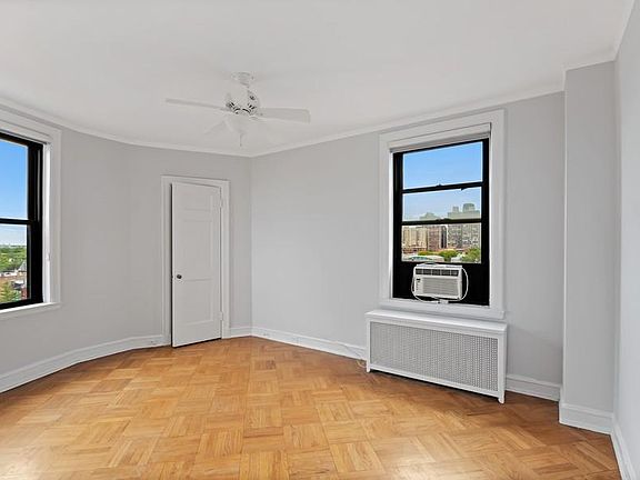 5th image of 2000 N Lincoln Park West Pkwy #805