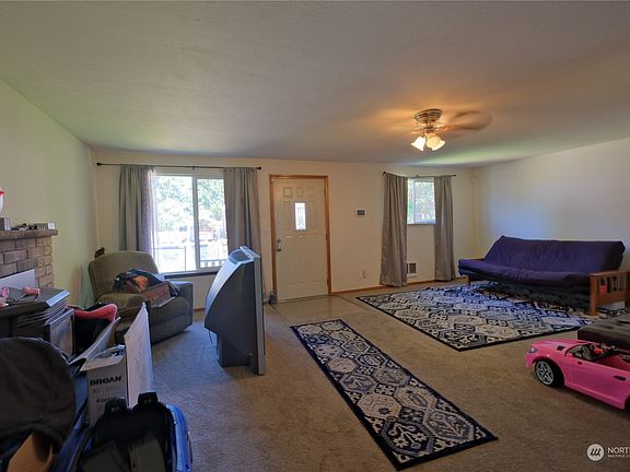 3rd image of 9110 E G Street