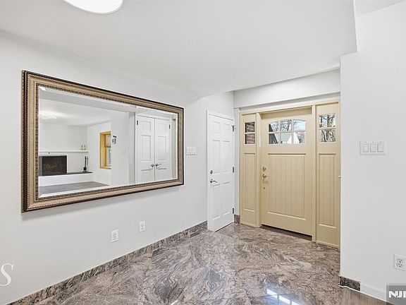 2nd image of 53 Forest Rd