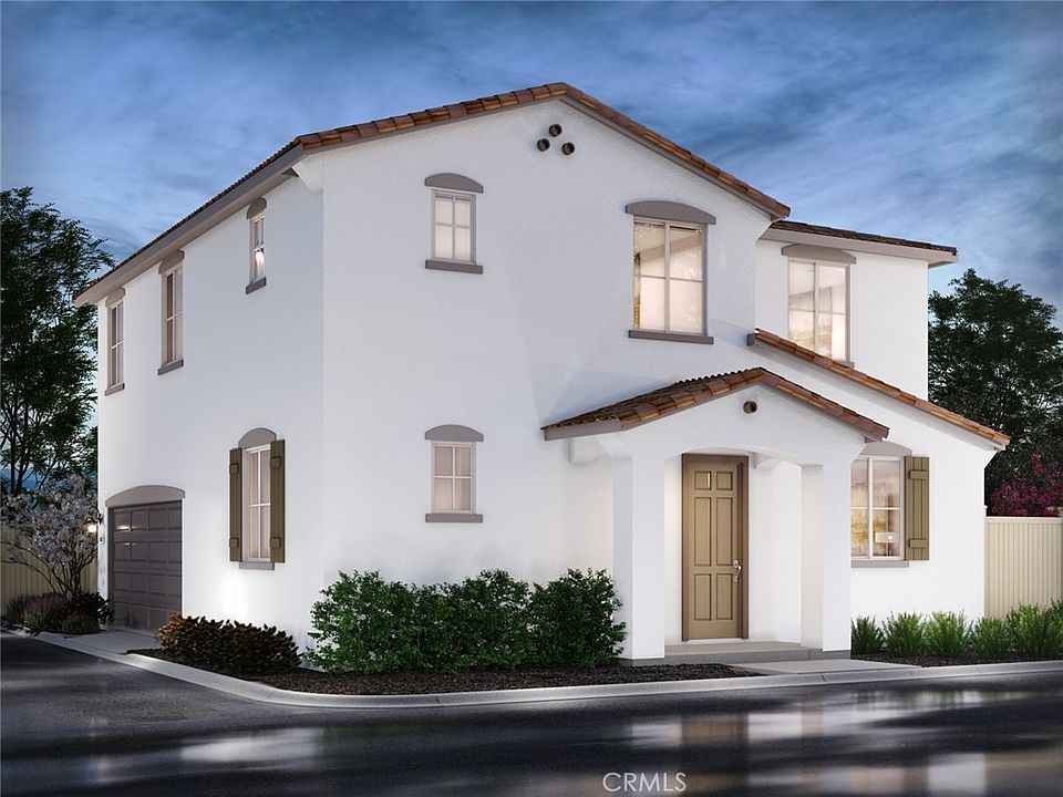 1st image of 2081 Bergamot St