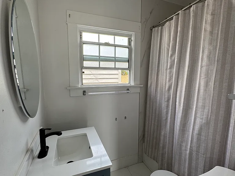 5886 Myrtle Ave — Photo 7
