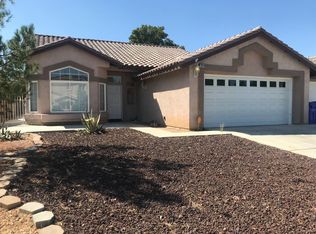 13319 Luna Rd, Victorville, CA 92392