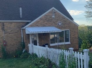 114 Mason St, Weirton, WV 26062