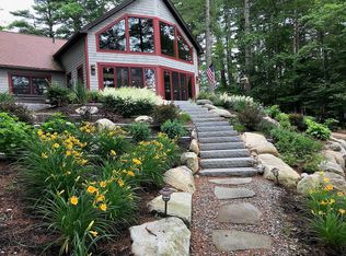 25 S Pine Beach Rd, Belgrade, ME 04917