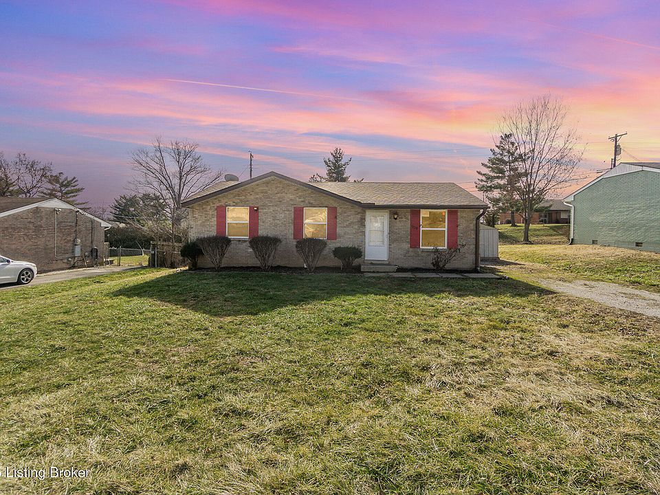 1st image of 1728 Village Ln