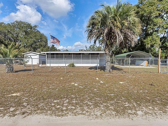 2nd image of 3003 NE 165th Pl