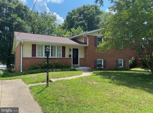 5817 Goucher Dr, College Park, MD 20740