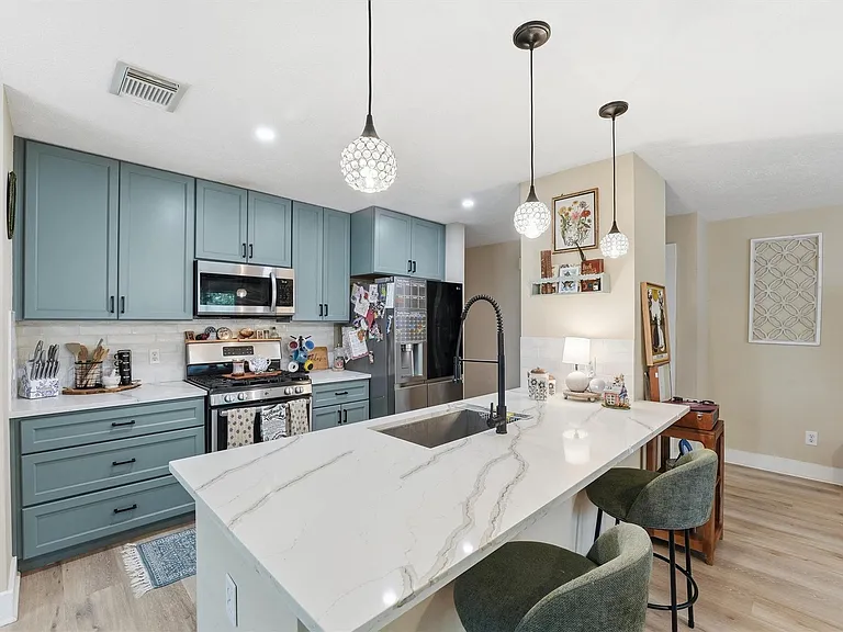 17207 Morning Star Ave — Photo 4