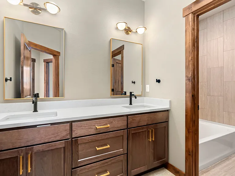 1618 Continental Peaks Cir — Photo 18