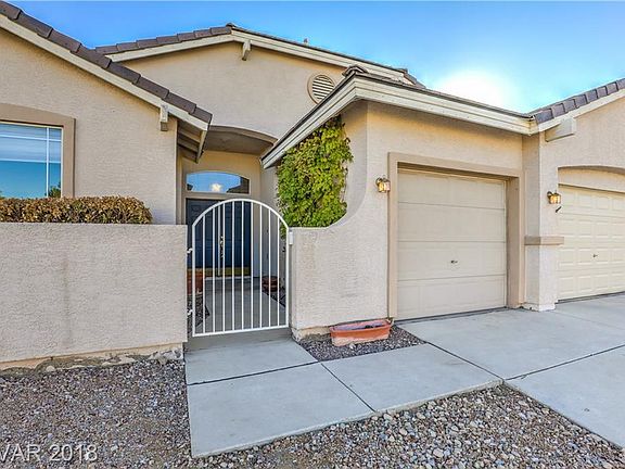 4th image of 9645 Cherry Canyon Ave